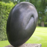 Gehurkt I, brons, 23x13x12 cm